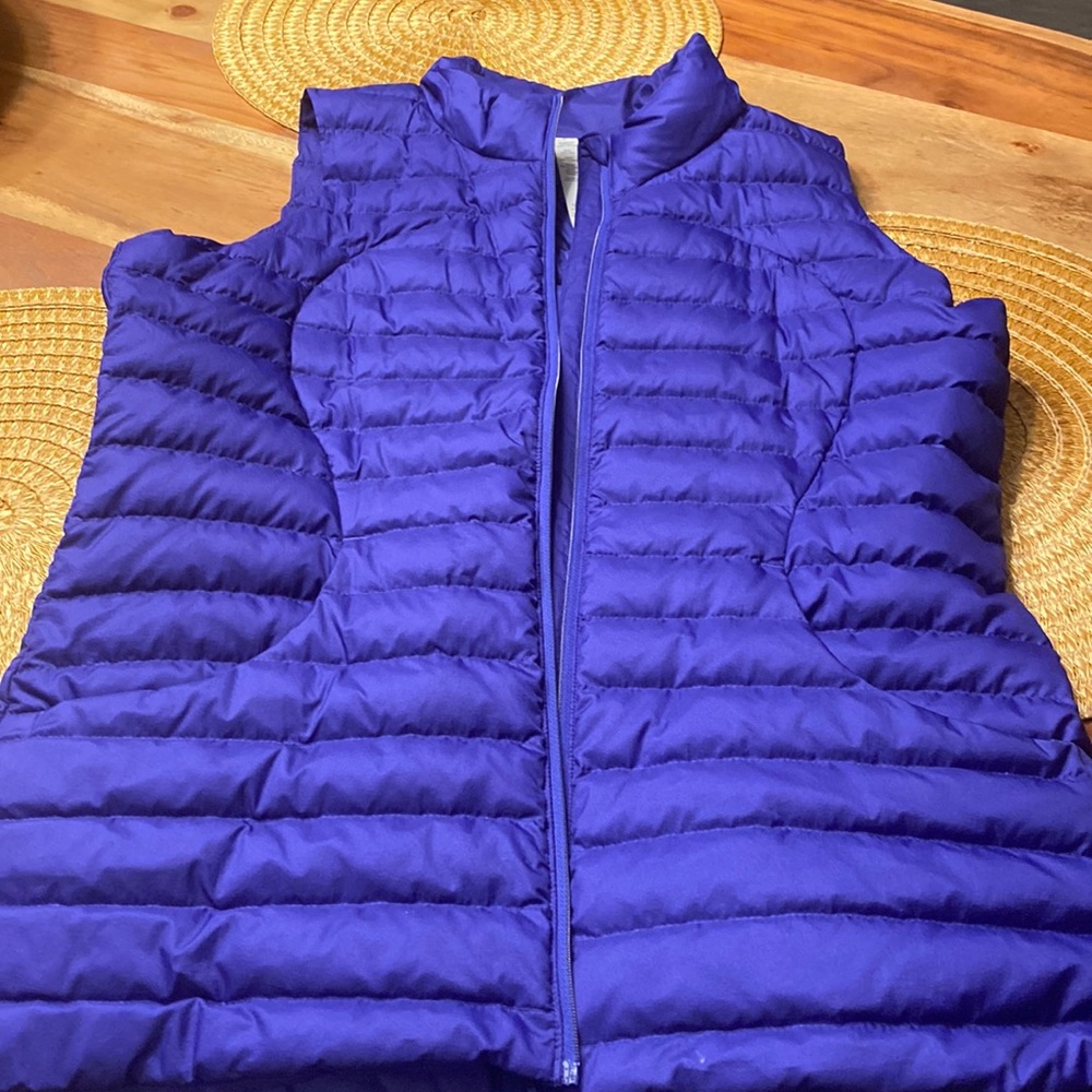 Lululemon vest
